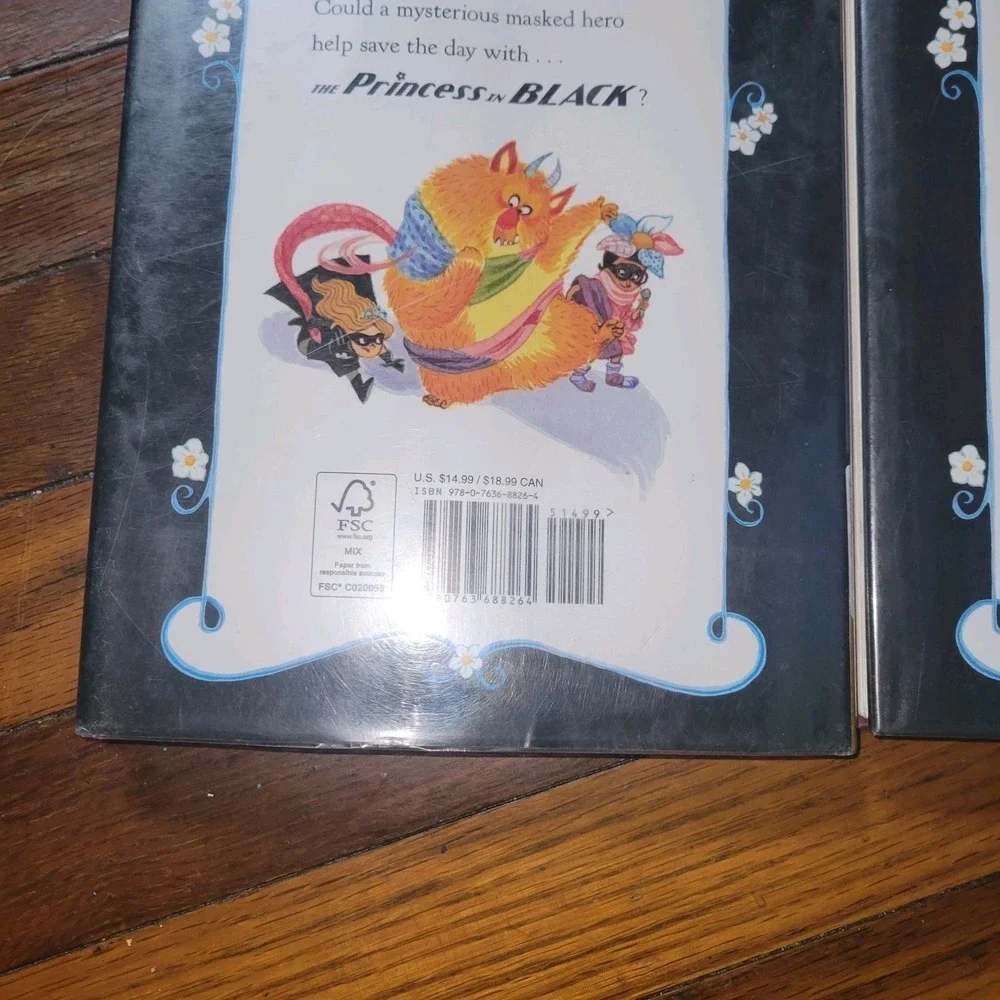 Princess‎ in Black Book Lot 2 Hardcover Ex Library Shannon Dean Hale LeUyen Pham